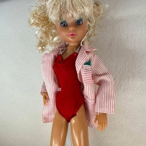 Bibibo Blondie doll used with replaced elastics