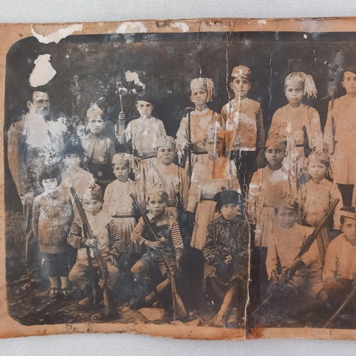 Neochori Messinias 1930 school year commemorative photo used