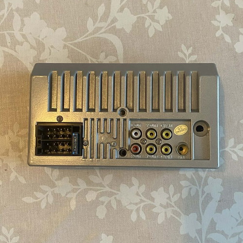 MP5 Player 7 Inch 2 DIN Touchscreen Multimedia with Camera like new