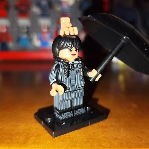 Wednesday Addams figure like new with base, umbrella, Thing T. Thing