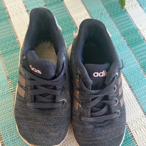 Adidas shoes used, size 20, comfortable for everyday wear