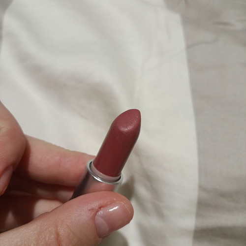 Mac Mehr Matte Lipstick like new