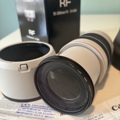 Canon RF 70-200mm F4 L IS USM lens
