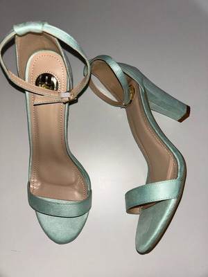 Luigi women's suede turquoise sandal size 41 like new, 10 cm heel