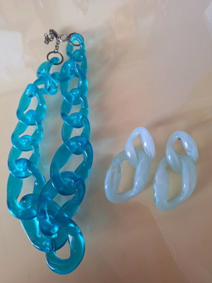 Summer set earrings with necklace like new