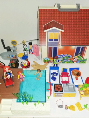 Playmobil house suitcase and pool set used with accessories and figures