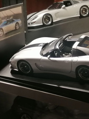 Callaway C12 1/18 scale diecast model like new