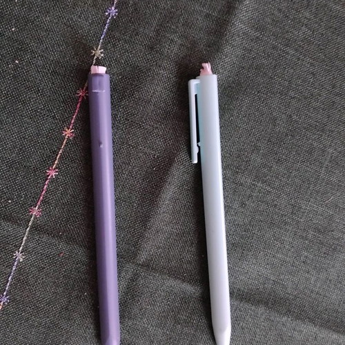 Set of 12 used pens for collectors
