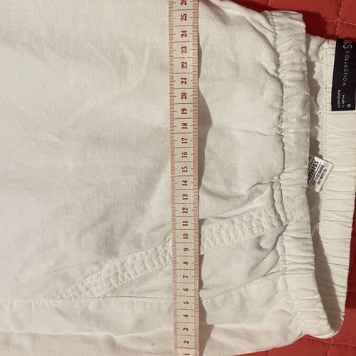 Marks & Spencer Plus Size White Linen Trousers like new, size 18