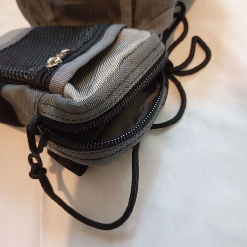 JanSport men's crossbody pouch like new, gray utility bag