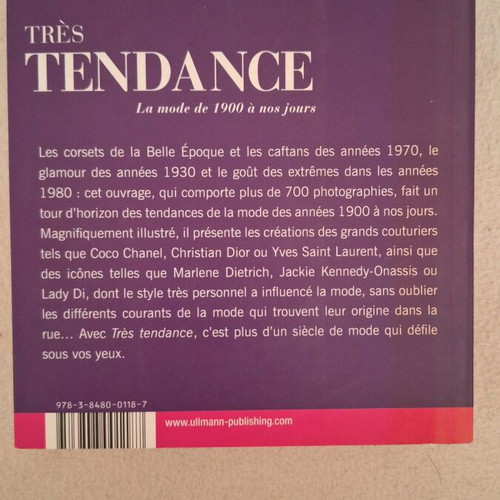 Tres Tendance coffee table book like new, fashion of the 1900s