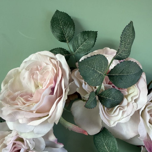 Wall wreath with light pink roses, like new, 29cm diameter