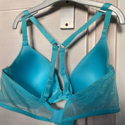 Turquoise padded bra with smart cross back clasp 75C used