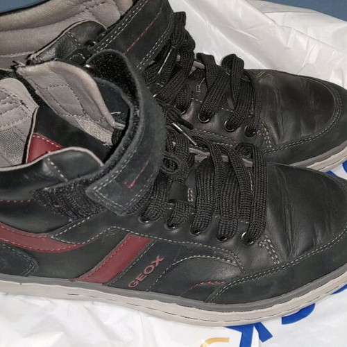 Geox leather shoes size 40 for boys like new
