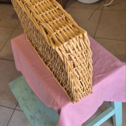 Wicker cutlery holder like new