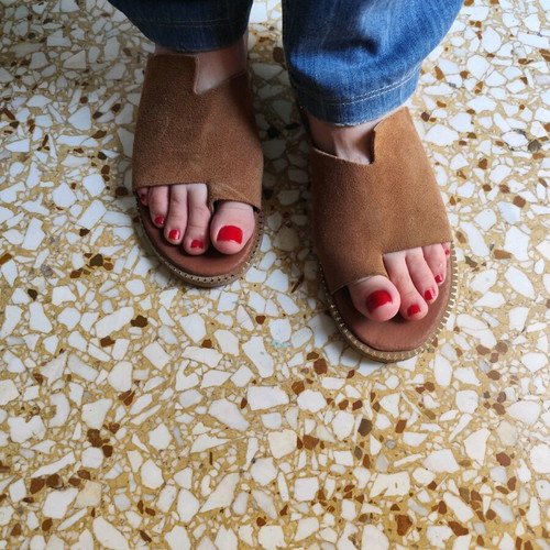 Brown summer sandals size 37 like new