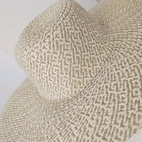 Women Hat A.L.E. new, beige