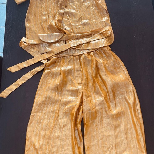 Nadia Rapti silk set like new, orange and gold