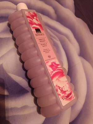 Avon bubble bath 1 liter with peony and magnolia scent new