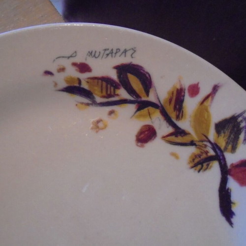 Porcelain plates used, set of 8 pieces 19.5cm with 3 Mytaras signatures