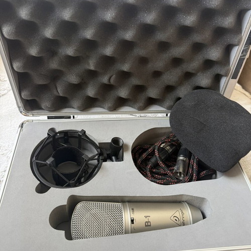 Behringer B-1 microphone, new