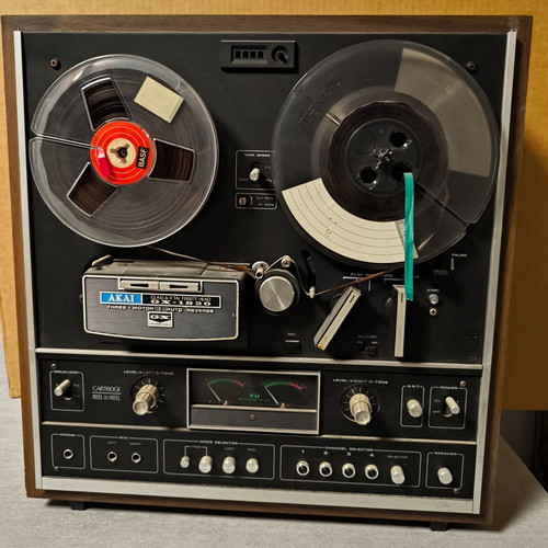 Akai GX-1820 Vintage Reel to Reel and 8-Track Player Used
