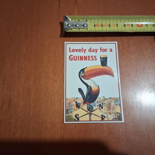 Guinness Magnet like new, 10x7 cm