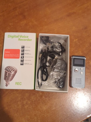 Digital voice recorder like new
