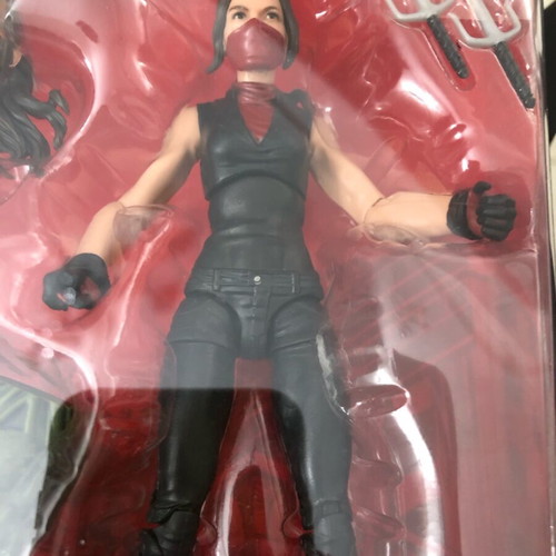 Elektra Elodie Yung Marvel Legends Daredevil figure new