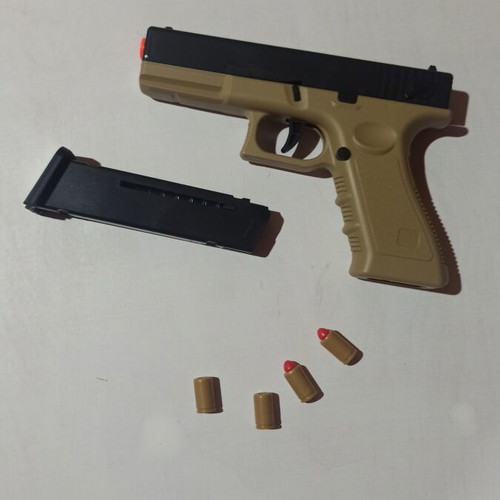 G26 9x19 Semi-Automatic Toy Pistol new with 6 shells and 20 plastic bullets