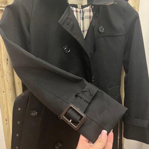 Burberry black trench coat used No 34 (XS)