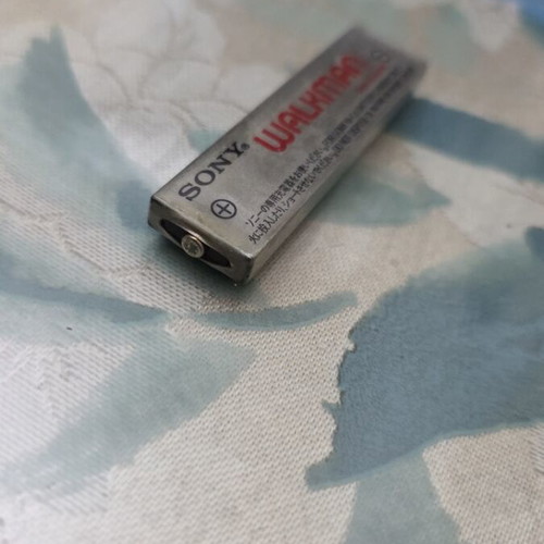 Sony Ni-MH 1350 mAh Rechargeable GumStick Battery NH-14WM used, untested