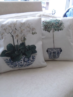 Decorative pillows like new, set of 2, 40x40 cm