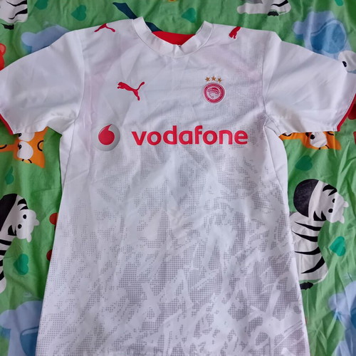 Olympiakos Football Jersey Puma 2006 Galletti like new, size XS