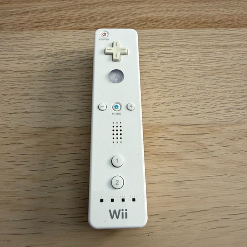 Nintendo Wii Remote refurbished with 2 non-working buttons