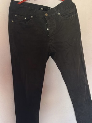 H&M men's black jeans size M like new