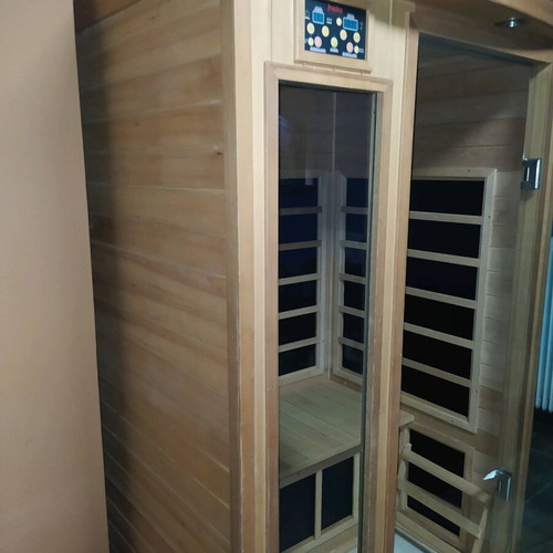 Sauna Helo HSI20 for 2 persons like new with infrared