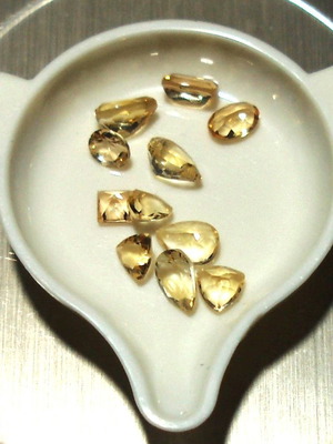 Ορυκτά Yellow Topaz 5.95 ct. πακέτο 11 κομμάτια καινούργια