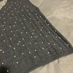 Sleeveless knitted vest with pearls like new, gray