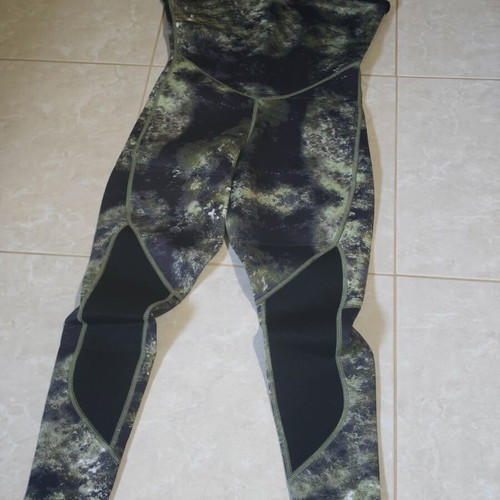 Diving suit 3mm Long John new, size Large, set of 2 pieces
