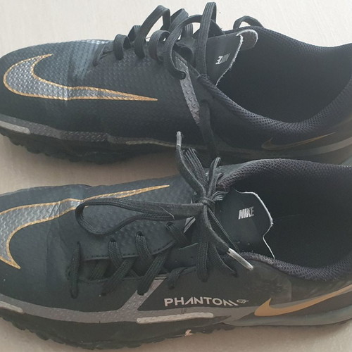Nike Phantom football shoes size 38 used, black and silver