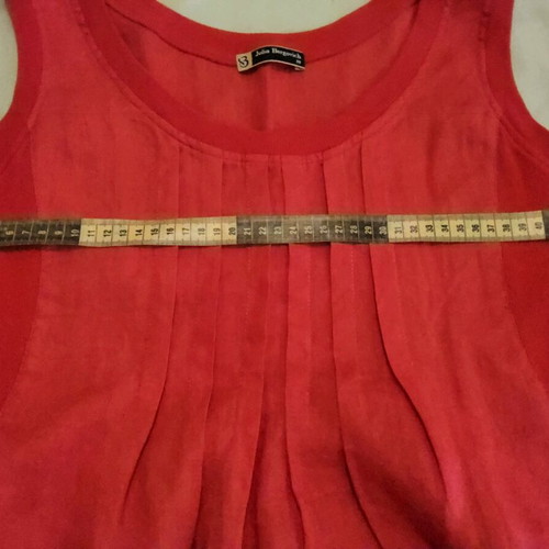 Julia Bergovich women's dress size 38 like new, red