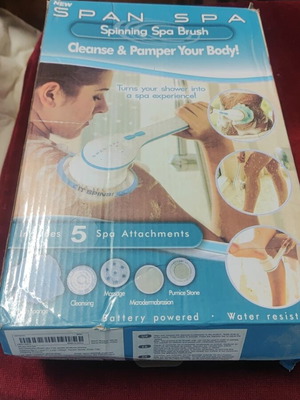 Spin Spa Body Brush with 5 Attachments, New