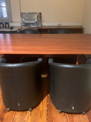 Conference table 1.10x2.00 m cherry like new