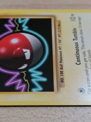 Voltorb Pokémon Card Evolutions 2016 Near Mint