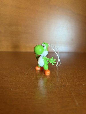 Yoshi Kinder toy figure