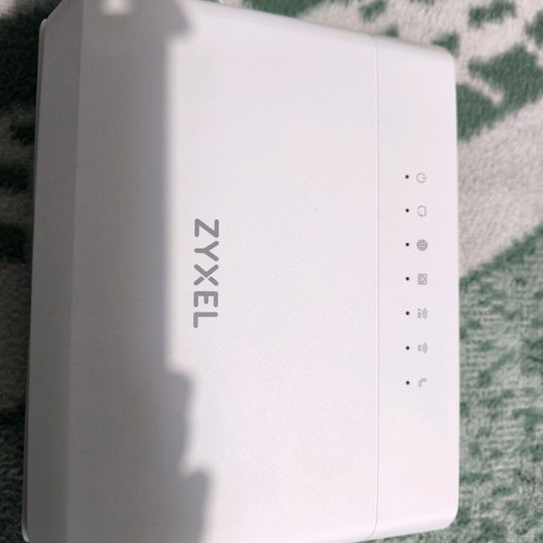 Zyxel VMG8623-T50B modem router Nova like new