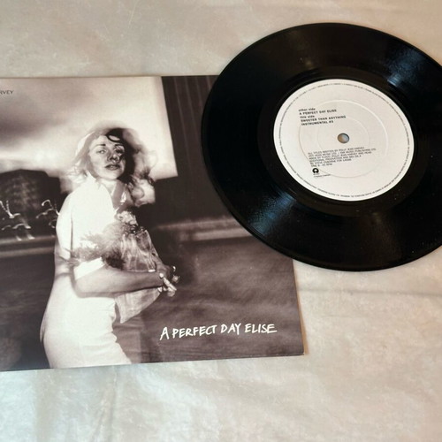 PJ Harvey A Perfect Day Elise 7” vinyl single 45 RPM like new