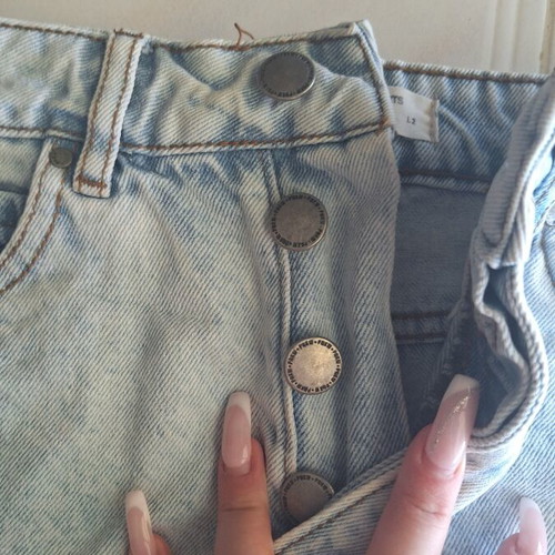 Pink Woman High Rise Denim Shorts size XS like new, light blue