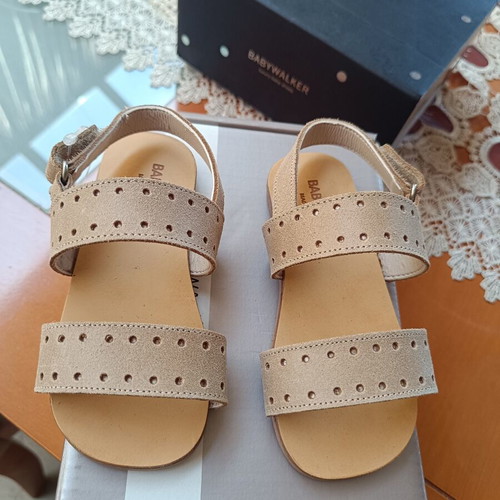 Babywalker sandals new, size 22